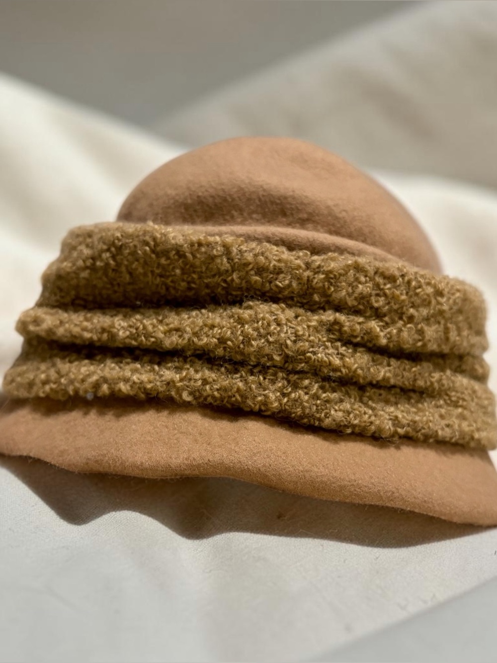 Camel Tan Cloche Hat Textured Boucle Trim Vintage Style
